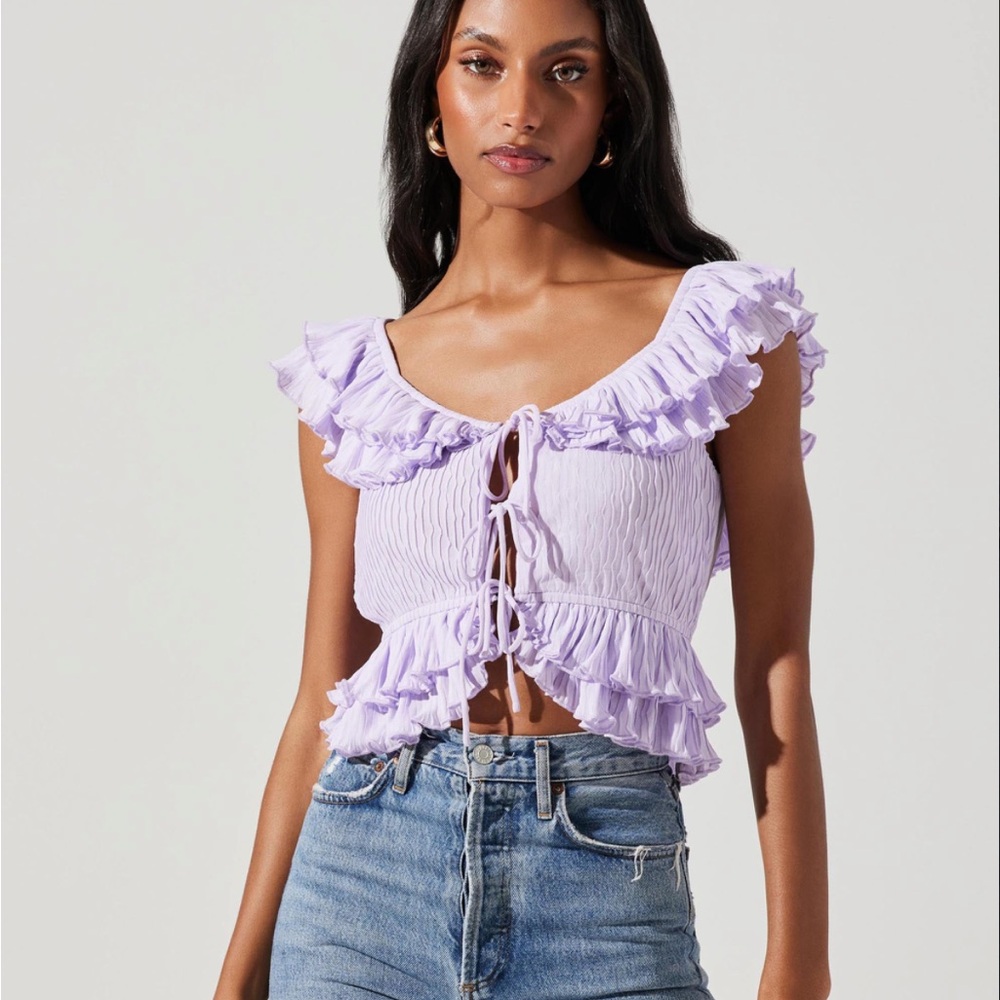 Astr the label TIERED RUFFLE SLEEVE TIE FRONT TOP
